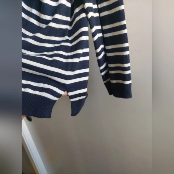 Market & Spruce Navy & White Soft Knit Striped  sweater Nautical Classic Casual - Picture 3 of 7